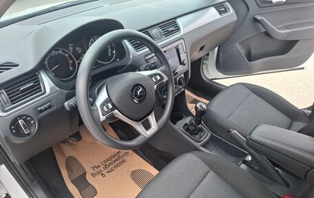 Skoda Rapid I, 2018 год, 1 100 000 рублей, 11 фотография