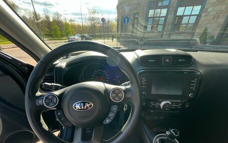 KIA Soul II рестайлинг, 2015 год, 1 565 000 рублей, 16 фотография