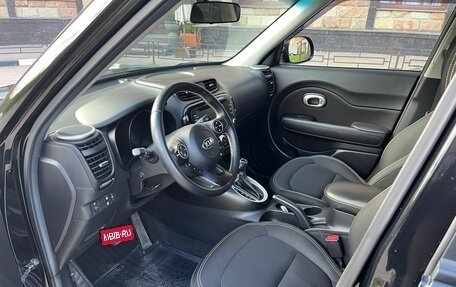 KIA Soul II рестайлинг, 2015 год, 1 565 000 рублей, 15 фотография