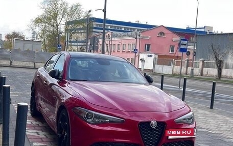 Alfa Romeo Giulia II, 2018 год, 3 100 000 рублей, 3 фотография