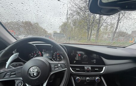 Alfa Romeo Giulia II, 2018 год, 3 100 000 рублей, 10 фотография