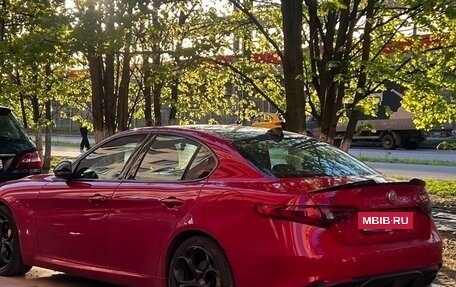 Alfa Romeo Giulia II, 2018 год, 3 100 000 рублей, 9 фотография