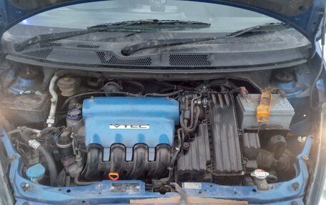 Honda Fit III, 2002 год, 399 000 рублей, 5 фотография