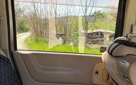 Nissan Serena III, 2005 год, 570 000 рублей, 20 фотография