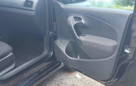 Volkswagen Polo VI (EU Market), 2015 год, 1 050 000 рублей, 10 фотография