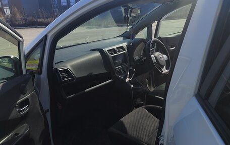 Toyota Ractis II, 2011 год, 780 000 рублей, 7 фотография