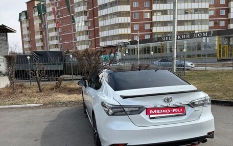 Toyota Camry, 2020 год, 3 050 000 рублей, 5 фотография