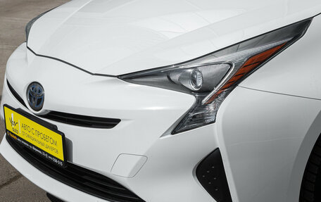 Toyota Prius IV XW50, 2018 год, 1 498 000 рублей, 5 фотография