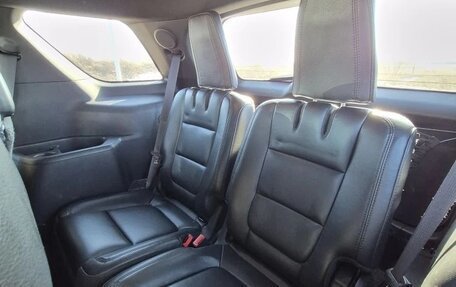 Ford Explorer VI, 2013 год, 1 850 000 рублей, 8 фотография