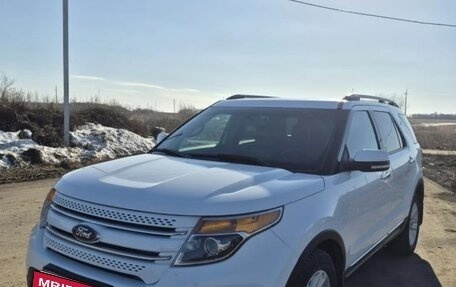 Ford Explorer VI, 2013 год, 1 850 000 рублей, 11 фотография