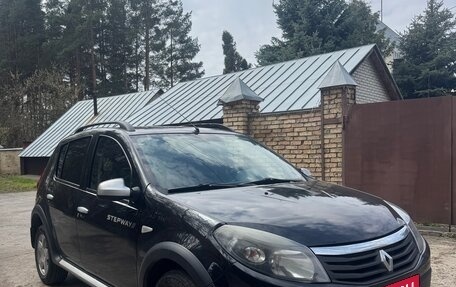 Renault Sandero I, 2013 год, 799 000 рублей, 6 фотография