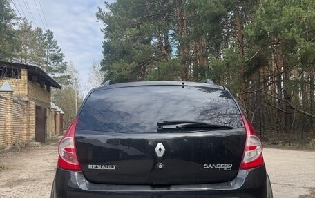 Renault Sandero I, 2013 год, 799 000 рублей, 4 фотография