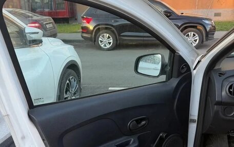 Renault Logan II, 2020 год, 890 000 рублей, 3 фотография