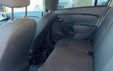 Renault Logan II, 2020 год, 890 000 рублей, 7 фотография