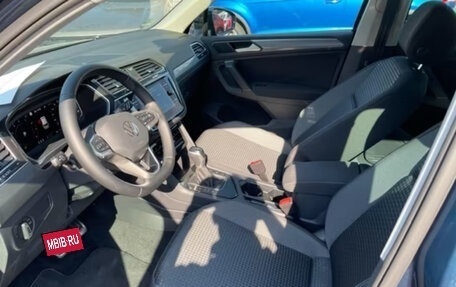 Volkswagen Tiguan II, 2022 год, 3 972 099 рублей, 7 фотография