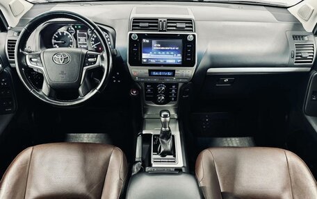 Toyota Land Cruiser Prado 150 рестайлинг 2, 2019 год, 6 400 000 рублей, 14 фотография