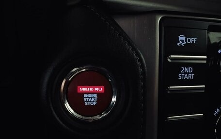 Toyota Land Cruiser Prado 150 рестайлинг 2, 2019 год, 6 400 000 рублей, 19 фотография