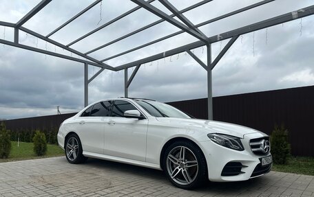 Mercedes-Benz E-Класс, 2019 год, 4 290 000 рублей, 2 фотография