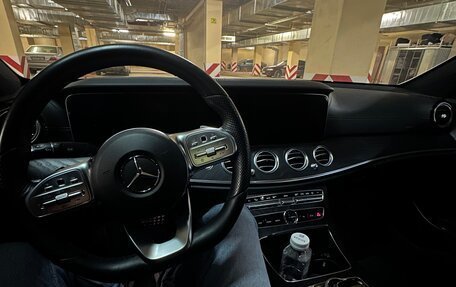 Mercedes-Benz E-Класс, 2019 год, 4 290 000 рублей, 9 фотография