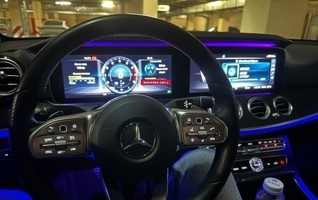 Mercedes-Benz E-Класс, 2019 год, 4 290 000 рублей, 5 фотография