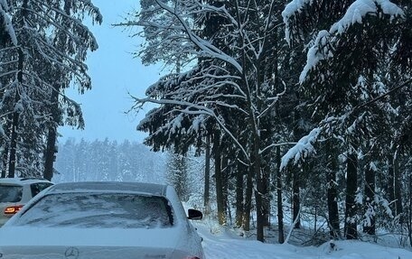Mercedes-Benz E-Класс, 2019 год, 4 290 000 рублей, 16 фотография