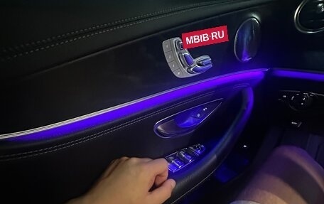 Mercedes-Benz E-Класс, 2019 год, 4 290 000 рублей, 19 фотография