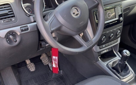 Skoda Yeti I рестайлинг, 2017 год, 1 500 000 рублей, 17 фотография