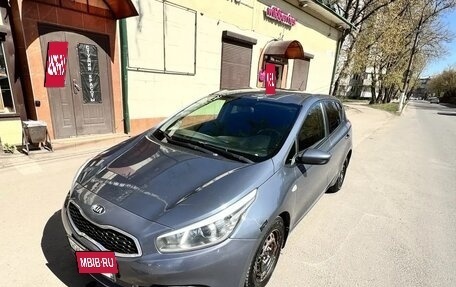KIA cee'd III, 2013 год, 900 000 рублей, 2 фотография
