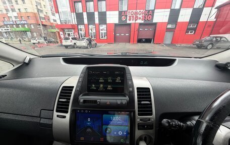 Toyota Prius, 2008 год, 650 000 рублей, 4 фотография