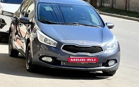 KIA cee'd III, 2013 год, 900 000 рублей, 14 фотография