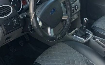 Ford Focus II рестайлинг, 2010 год, 550 000 рублей, 10 фотография