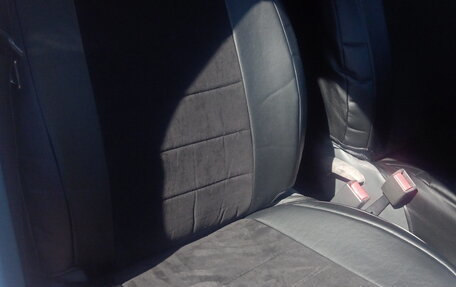 Toyota Yaris I рестайлинг, 2001 год, 325 000 рублей, 2 фотография