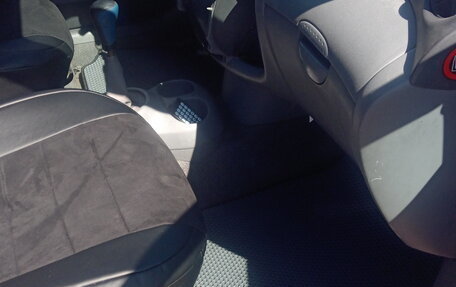 Toyota Yaris I рестайлинг, 2001 год, 325 000 рублей, 9 фотография