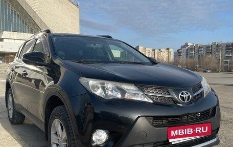 Toyota RAV4, 2013 год, 2 300 000 рублей, 10 фотография
