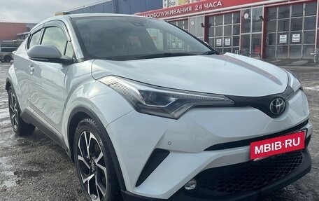 Toyota C-HR I рестайлинг, 2018 год, 1 850 000 рублей, 2 фотография