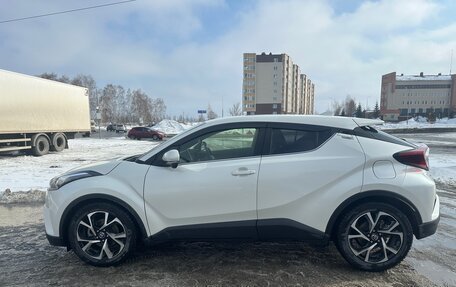 Toyota C-HR I рестайлинг, 2018 год, 1 850 000 рублей, 8 фотография