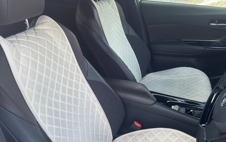 Toyota C-HR I рестайлинг, 2018 год, 1 850 000 рублей, 17 фотография