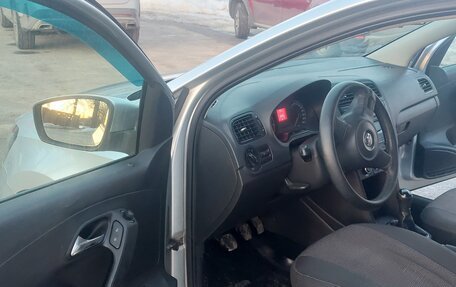 Volkswagen Polo VI (EU Market), 2013 год, 920 000 рублей, 9 фотография