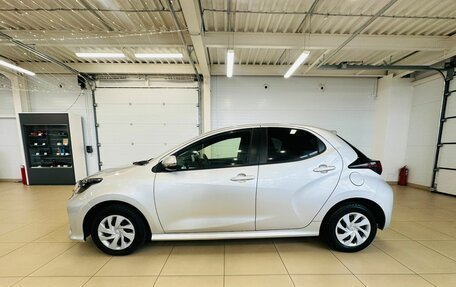 Toyota Yaris, 2021 год, 1 099 000 рублей, 3 фотография