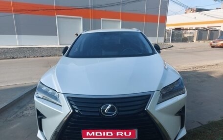 Lexus RX IV рестайлинг, 2019 год, 4 500 000 рублей, 7 фотография