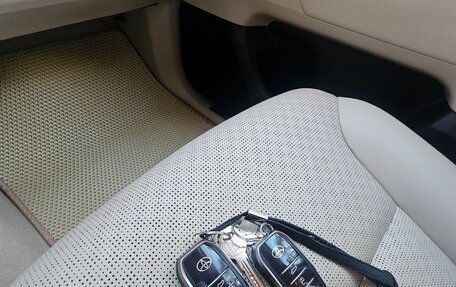 Toyota Land Cruiser, 2021 год, 10 650 000 рублей, 2 фотография