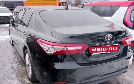 Toyota Camry, 2018 год, 1 875 000 рублей, 4 фотография