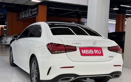 Mercedes-Benz A-Класс, 2023 год, 2 210 000 рублей, 6 фотография