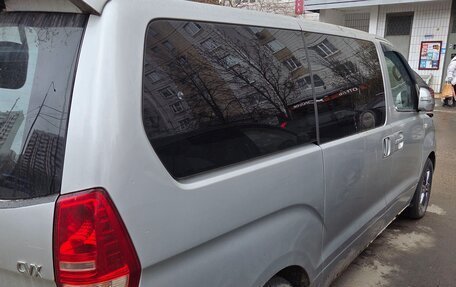 Hyundai Grand Starex Grand Starex I рестайлинг 2, 2010 год, 750 000 рублей, 6 фотография