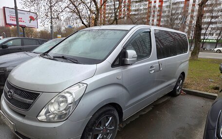 Hyundai Grand Starex Grand Starex I рестайлинг 2, 2010 год, 750 000 рублей, 3 фотография