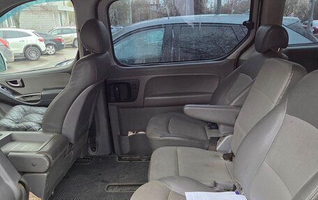 Hyundai Grand Starex Grand Starex I рестайлинг 2, 2010 год, 750 000 рублей, 8 фотография