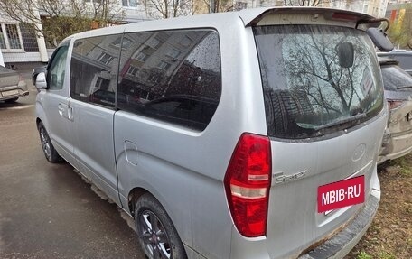 Hyundai Grand Starex Grand Starex I рестайлинг 2, 2010 год, 750 000 рублей, 4 фотография