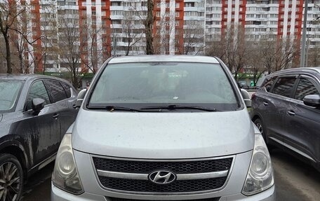 Hyundai Grand Starex Grand Starex I рестайлинг 2, 2010 год, 750 000 рублей, 2 фотография