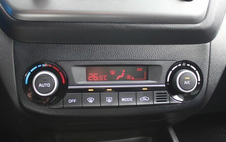 KIA Rio III рестайлинг, 2016 год, 929 000 рублей, 13 фотография