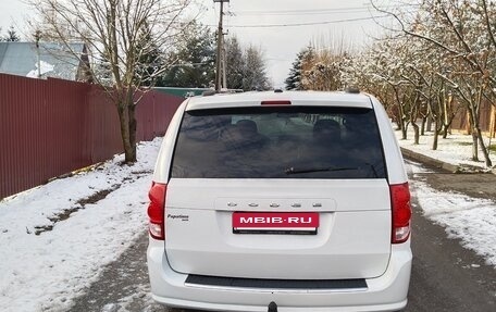 Dodge Caravan V, 2017 год, 2 400 000 рублей, 4 фотография